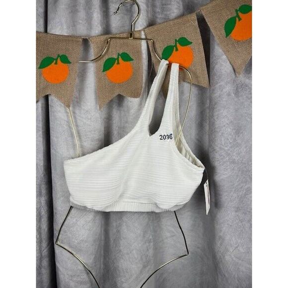 New Jessica Simpson Women's One-Shoulder Slash Bikini Top White size Large NWT - Picture 1 of 6